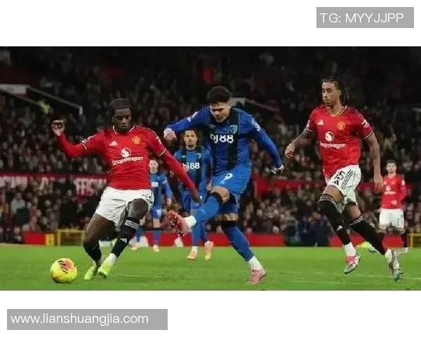 曼联与伯恩茅斯4比4平局成英超赛季经典之战引发热烈讨论